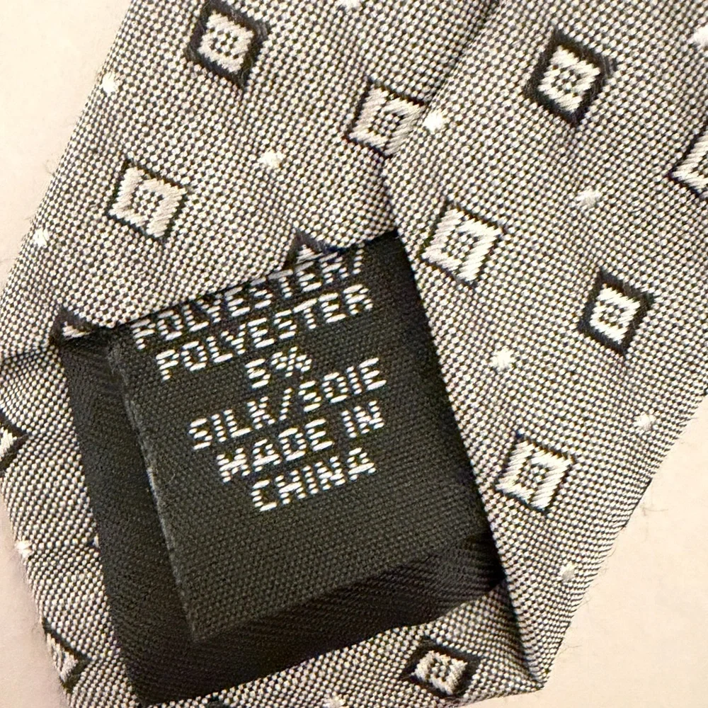 Calvin Klein Men Classic Silk Blend Necktie Macclesfield Formal Business Casual‎